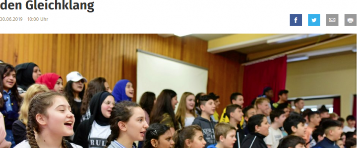„Sing Together“ – 9 Klassen der Aletta-Haniel-Gesamtschule nehmen an Gesangsprojekt der Deutschen Oper am Rhein teil